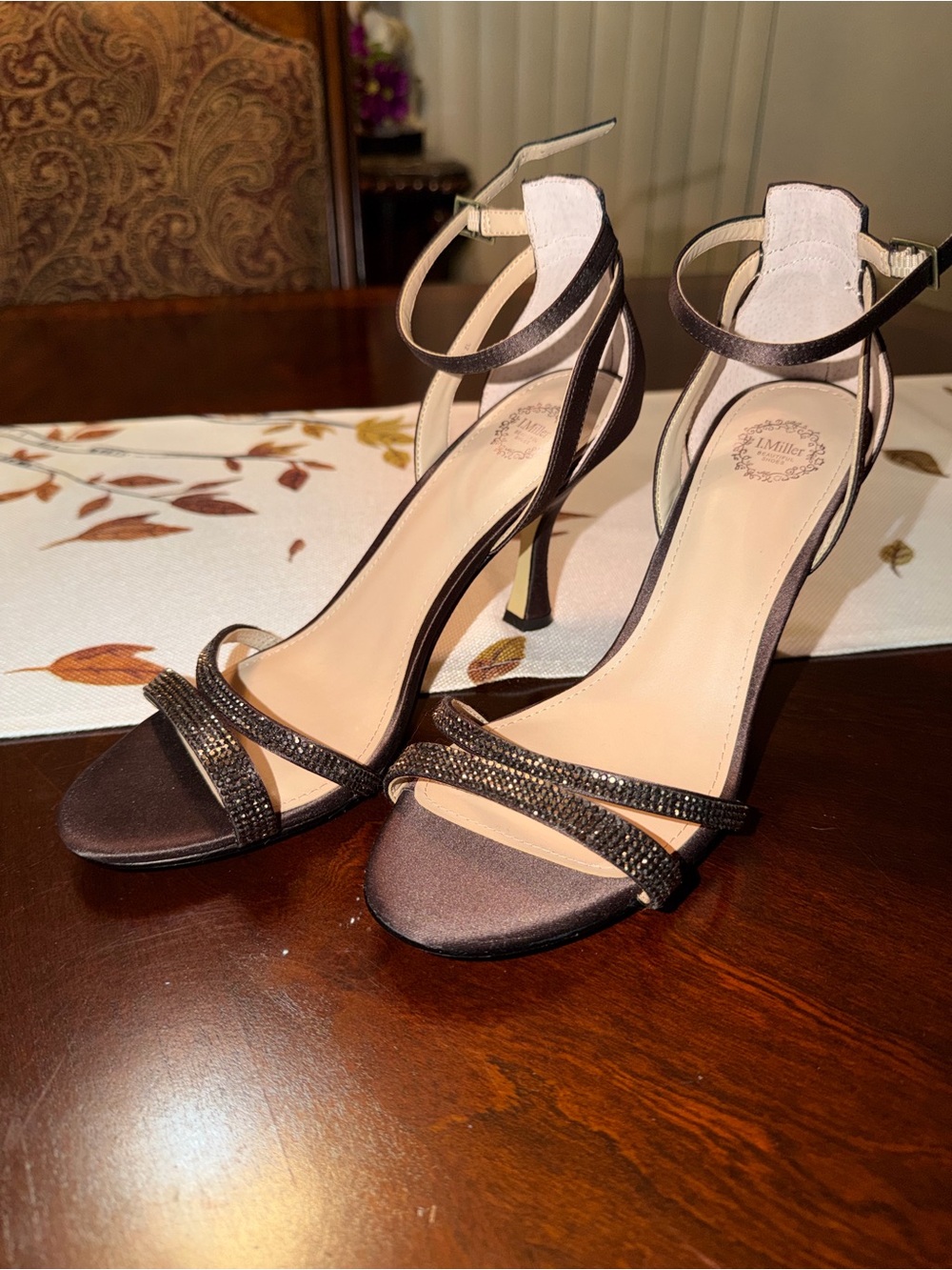 I.Miller Brown Rhinestone Strappy Heels Size 9 – Brand New